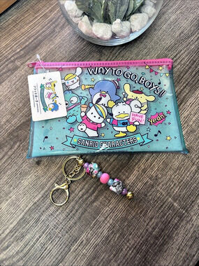 🍍5 for $30🍍Sanrio Characters Clear Vinyl Zipper Pouch with Handmade Keychain